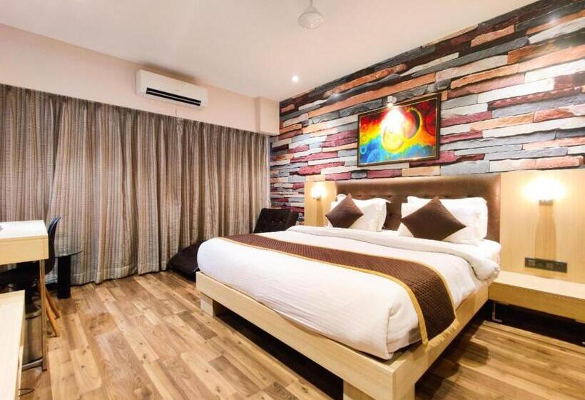 호텔 Sadbhav Villa