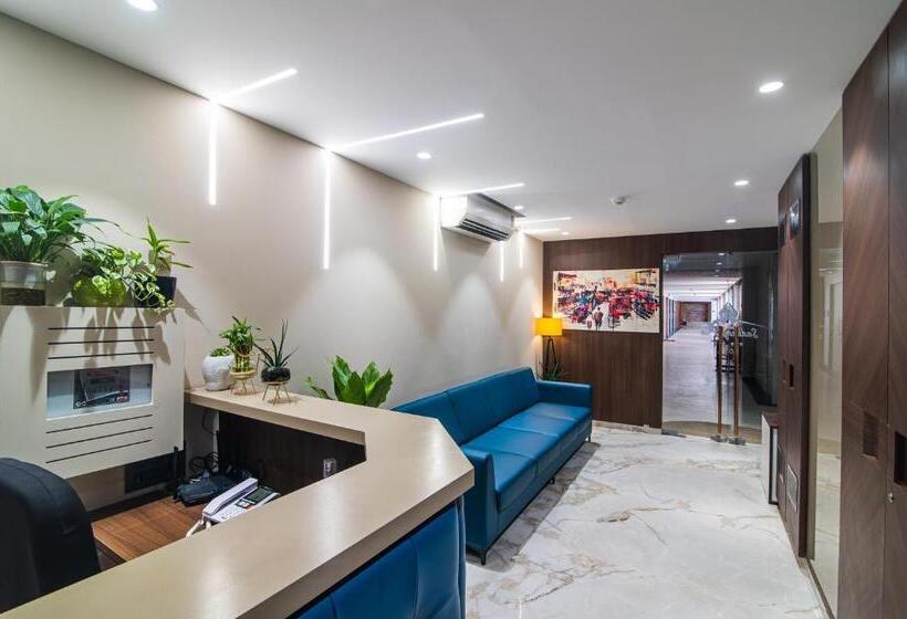 호텔 Sadbhav Villa