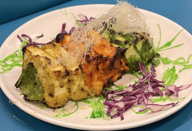 호텔 Sadbhav Villa