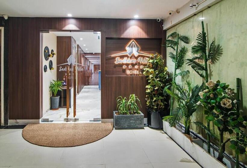 호텔 Sadbhav Villa