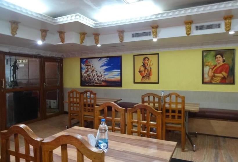 هتل Sri Annapoorna Tower