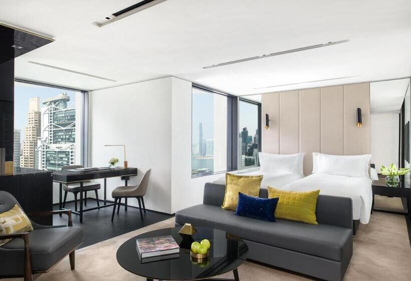 هتل The Murray, Hong Kong, A Niccolo