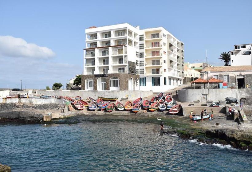 בית מלון כפרי Tiduca