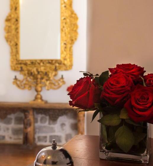 ホテル Waman Qorikancha