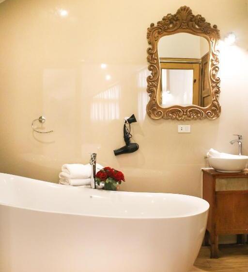 ホテル Waman Qorikancha