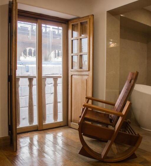 ホテル Waman Qorikancha