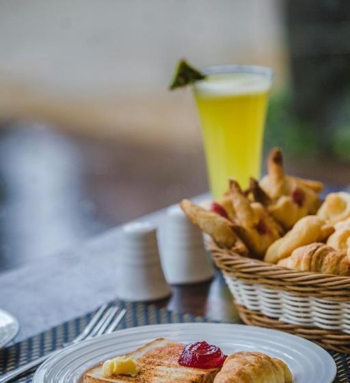 Elixir Hills Suites Resort And Spa