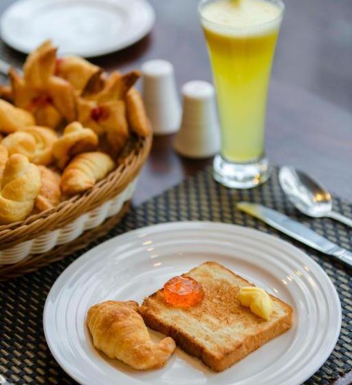 Elixir Hills Suites Resort And Spa