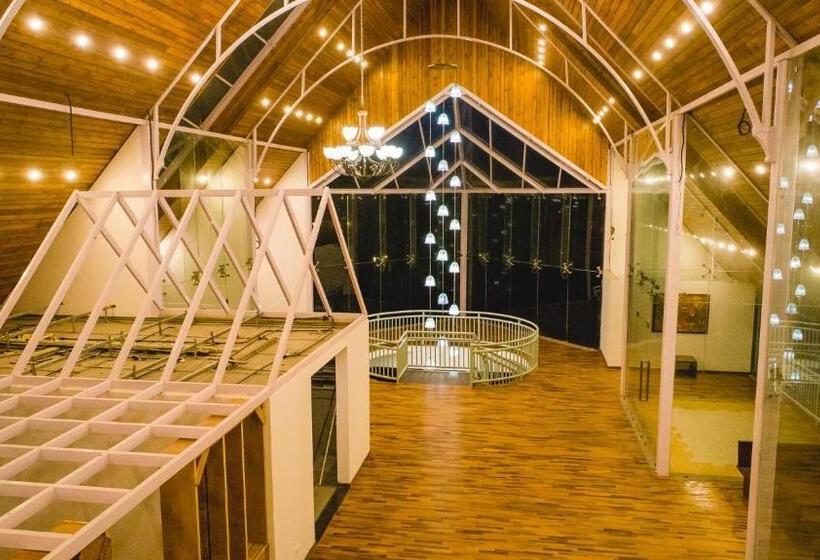 Elixir Hills Suites Resort And Spa