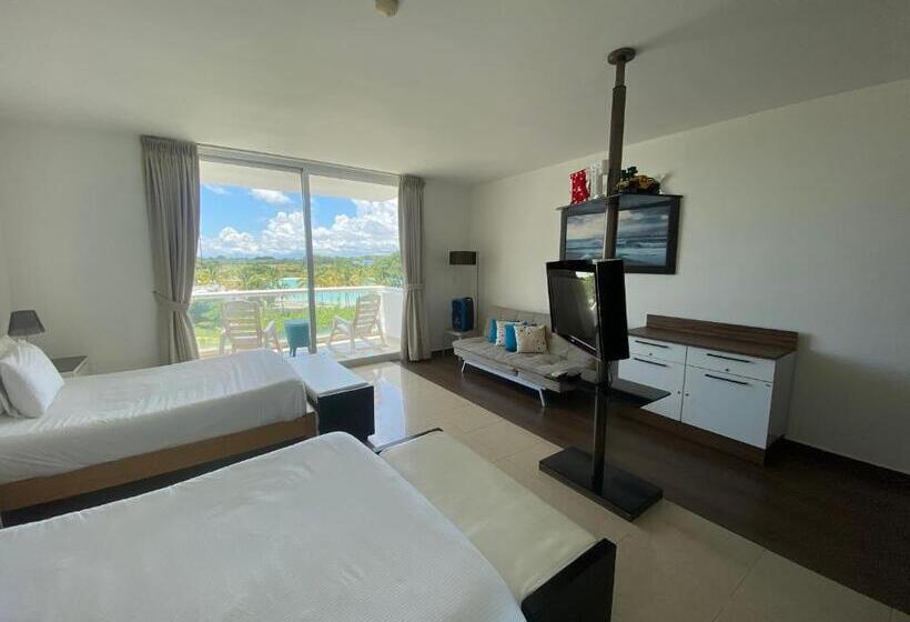 منتجع The Suite Playa Blanca