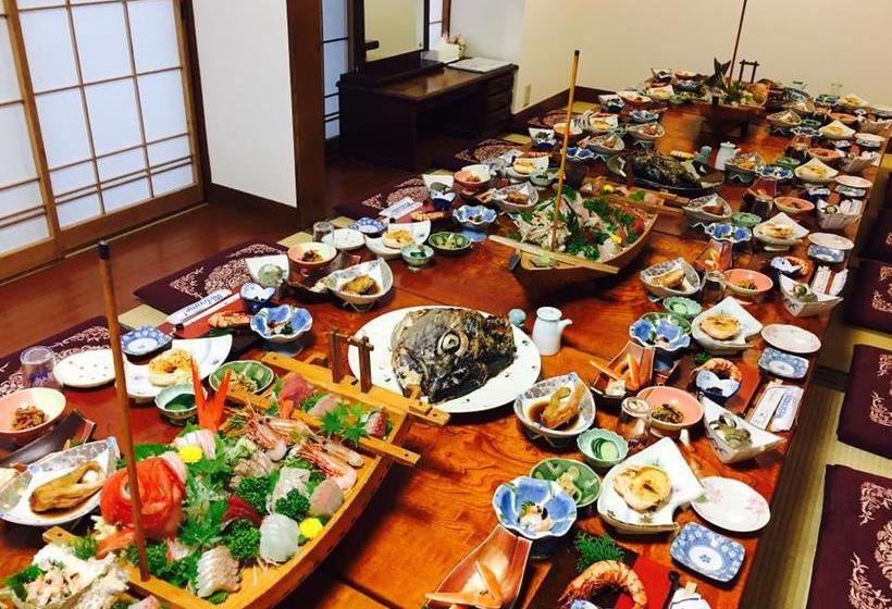 ريوكان Ryoshi No Onsenyado Taro