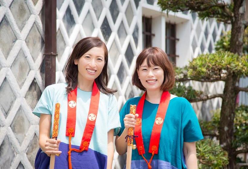 ريوكان Ryoshi No Onsenyado Taro