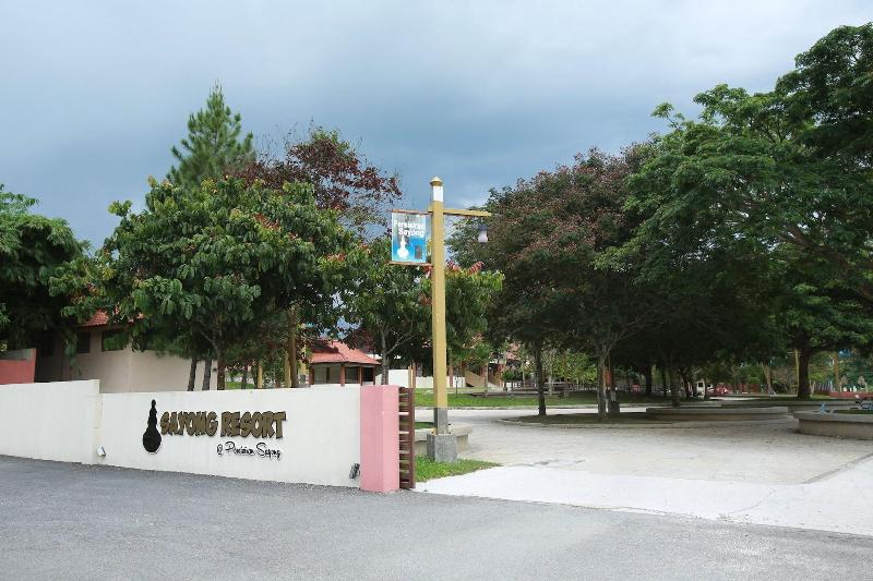 Sayong Resort