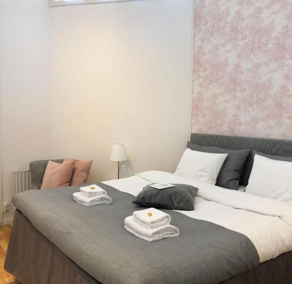 הוסטל Spirans Rum Och Logi