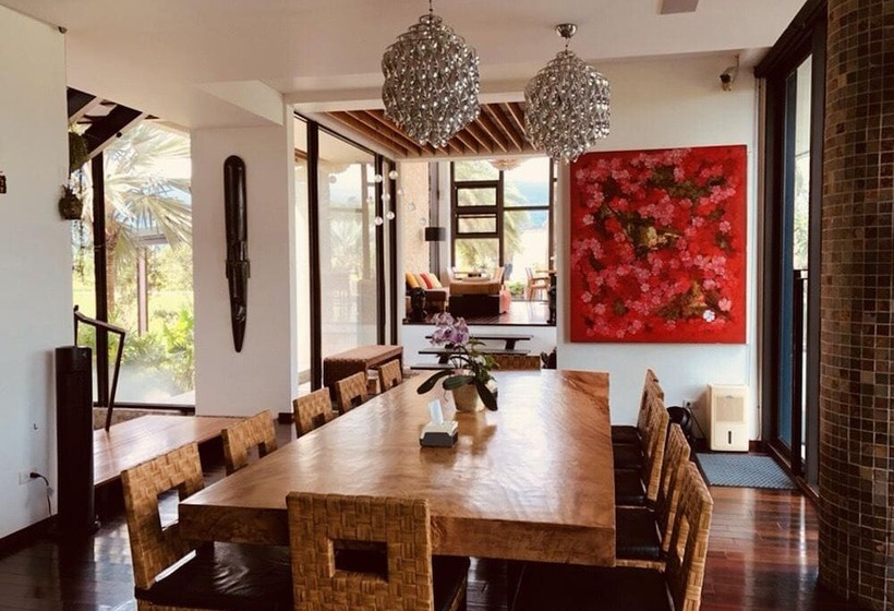 تختخواب و صبحانه Aqua Star Villa Homestay