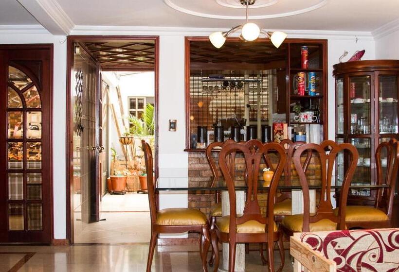 住宿加早餐 D Lujo