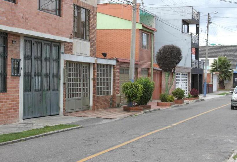 住宿加早餐 D Lujo