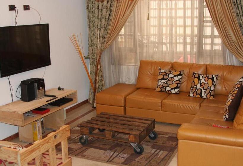 住宿加早餐 D Lujo