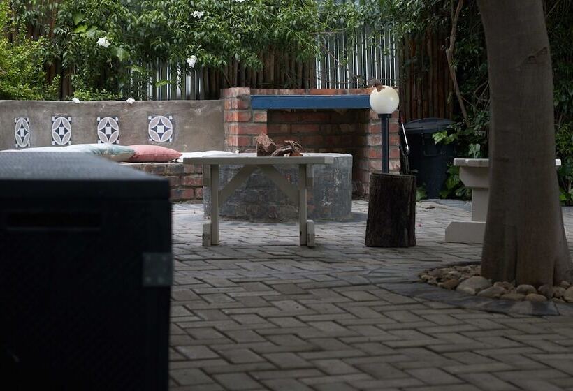 تختخواب و صبحانه De Akker Guest House Oudtshoorn