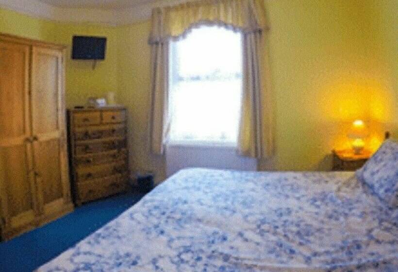 تختخواب و صبحانه The Ratcliffe Guest House