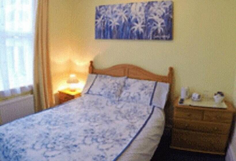 تختخواب و صبحانه The Ratcliffe Guest House