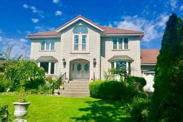 تختخواب و صبحانه Villa Alexandrea