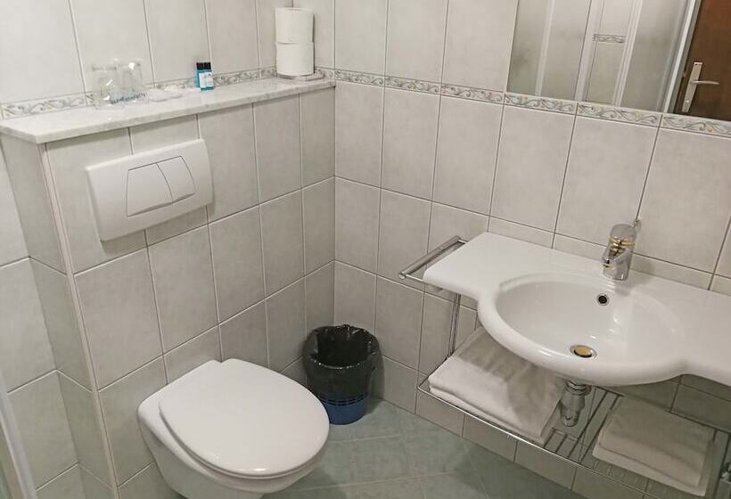 Depandace Cerkno   Hostel