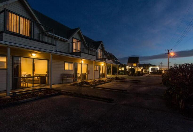Haast Beach Motel