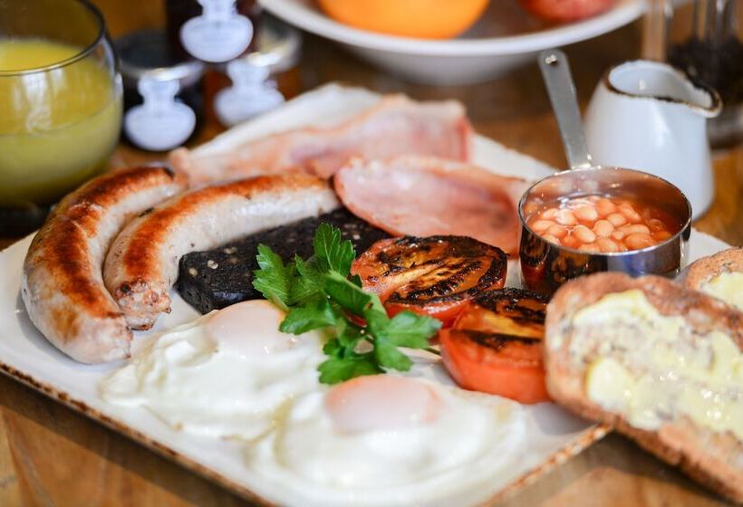 Отель Fence Gate Lodge