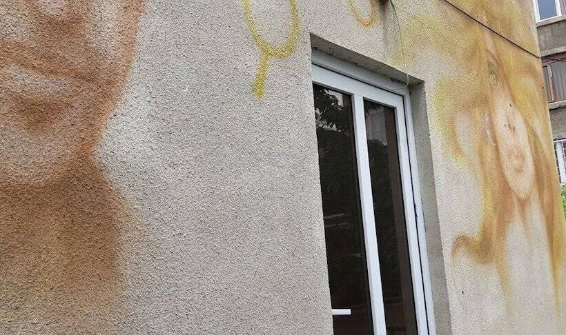 호텔 Full House Hostel