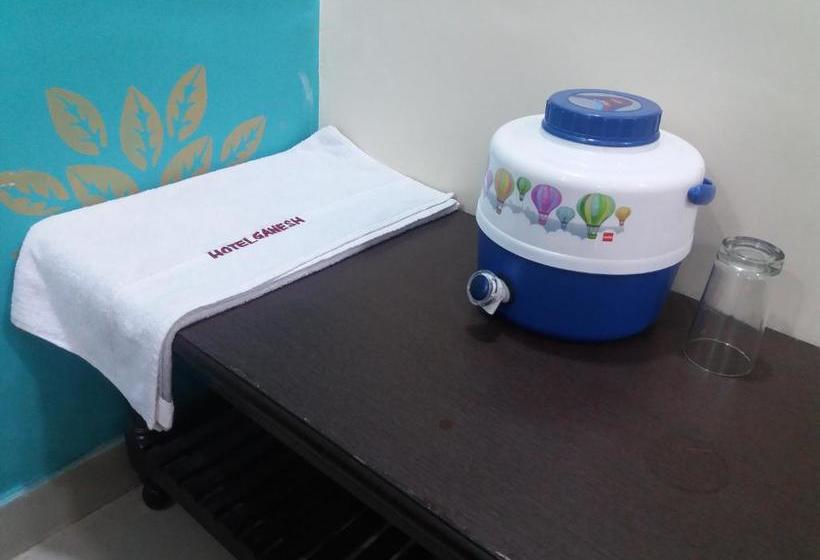 فندق Ganesh & Restaurant