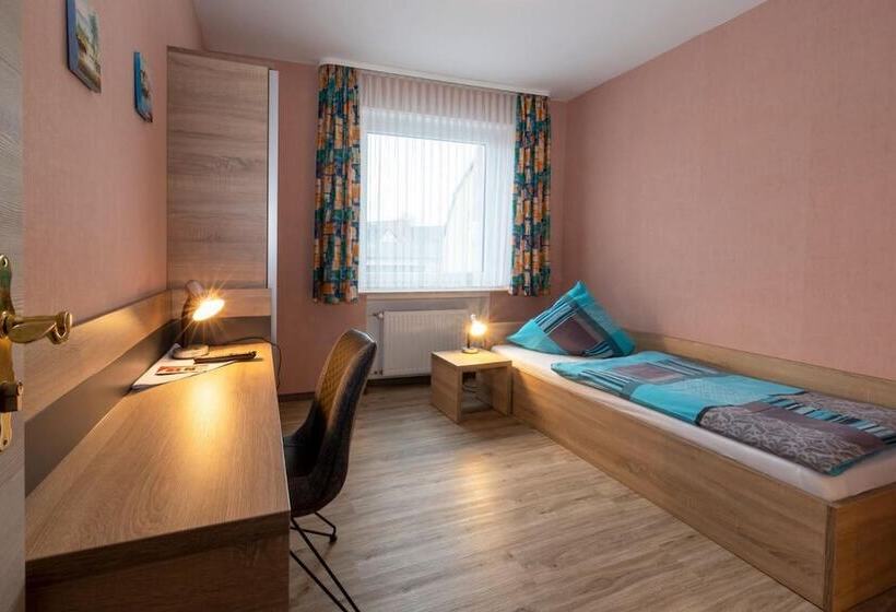 호텔 Gasthof Zum Siegburger