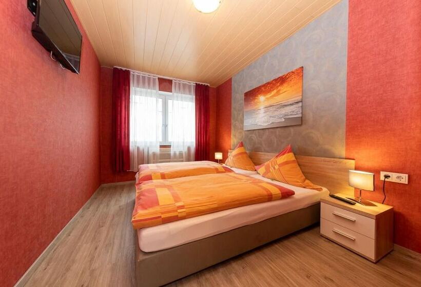 호텔 Gasthof Zum Siegburger