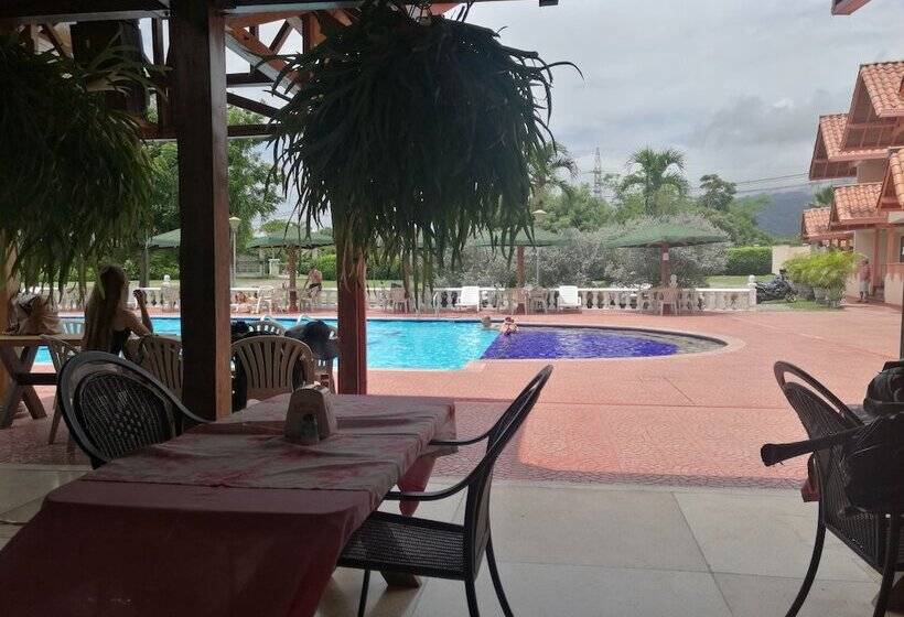 فندق Hostería Bohios