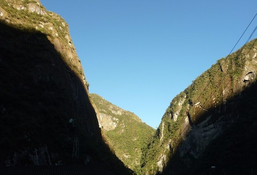 בית מלון כפרי Illary Inn