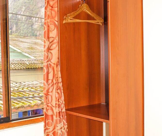 בית מלון כפרי Illary Inn