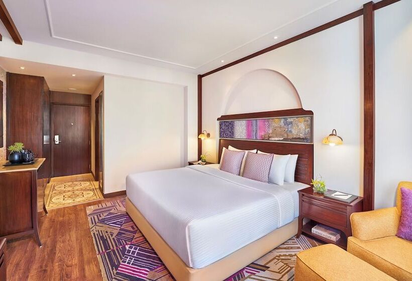 酒店 Vivanta Jammu City Centre