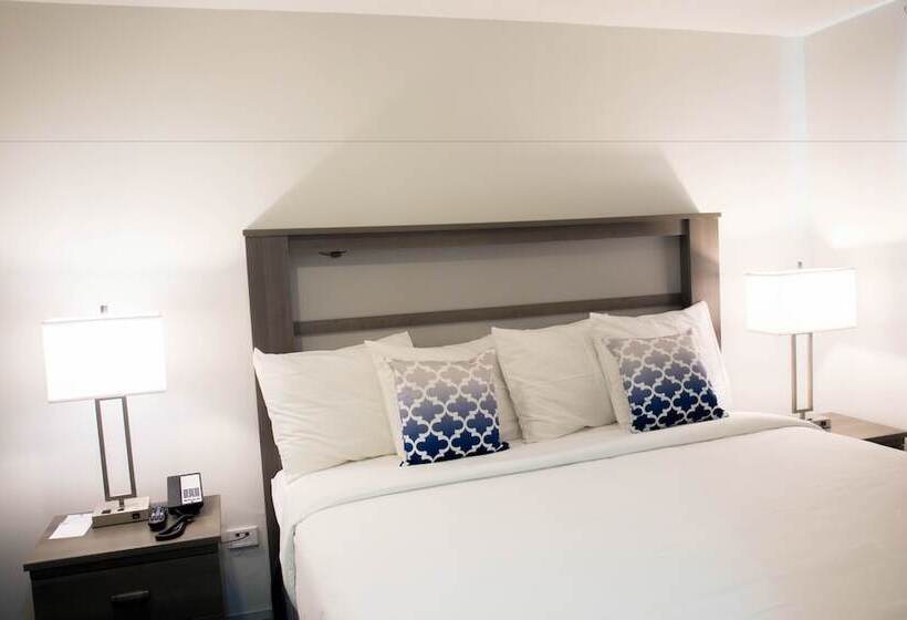 King S Hotel & Residences