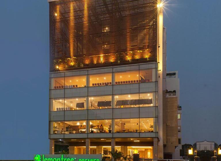 בית מלון כפרי Lemon Tree Premier Patna