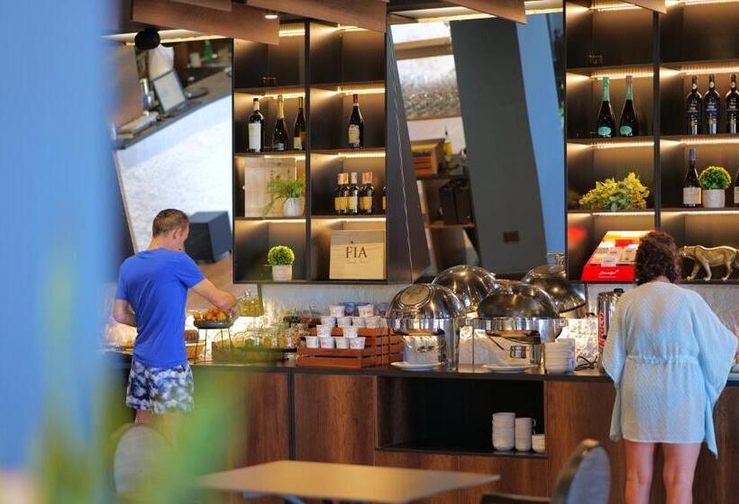 בית מלון כפרי Miramare Boutique