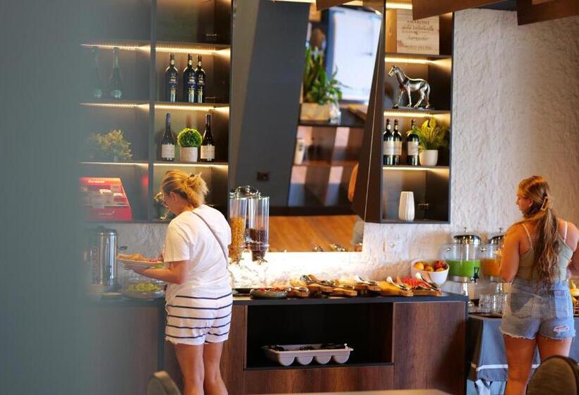 בית מלון כפרי Miramare Boutique