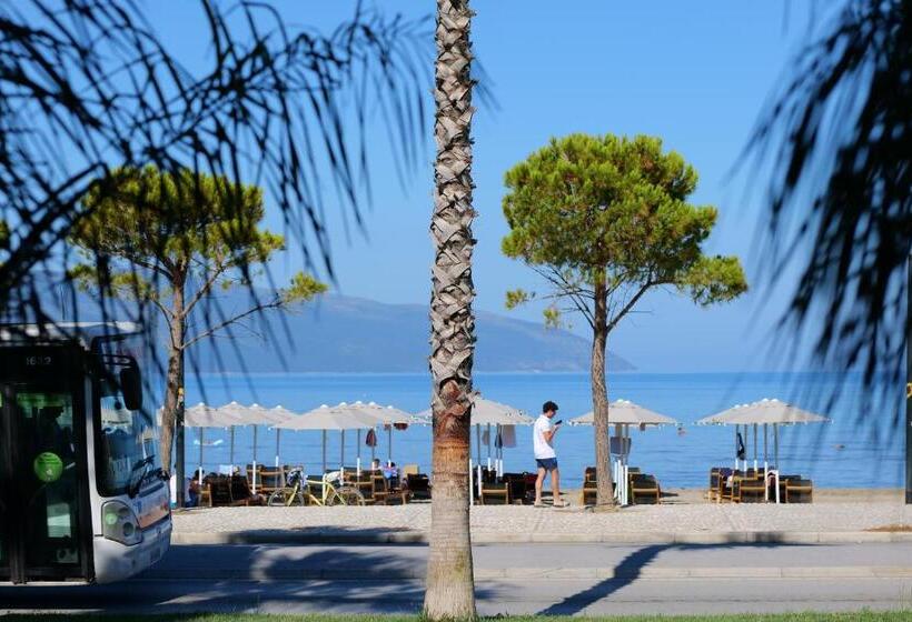 בית מלון כפרי Miramare Boutique