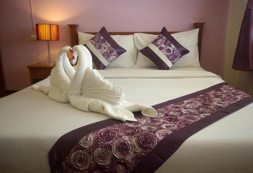 호텔 Myplace@surat