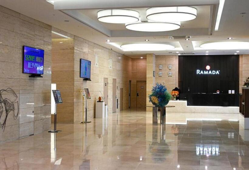 Hotel Ramada By Wyndham Yongin