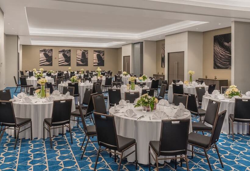 هتل Seda Capitol Central