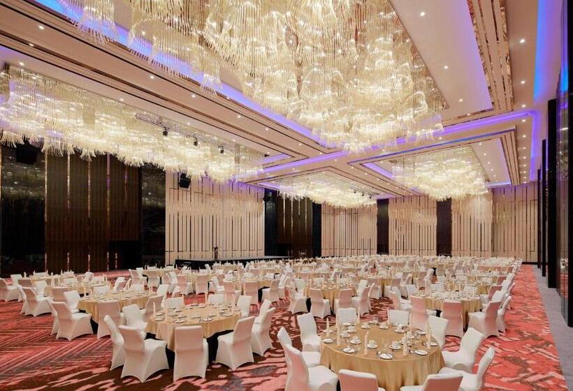 호텔 Sheraton Petaling Jaya