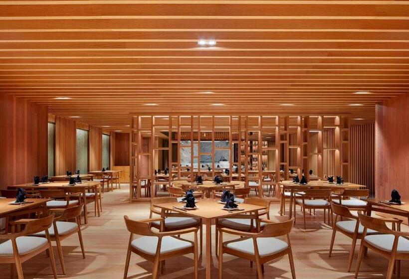 호텔 Sheraton Petaling Jaya