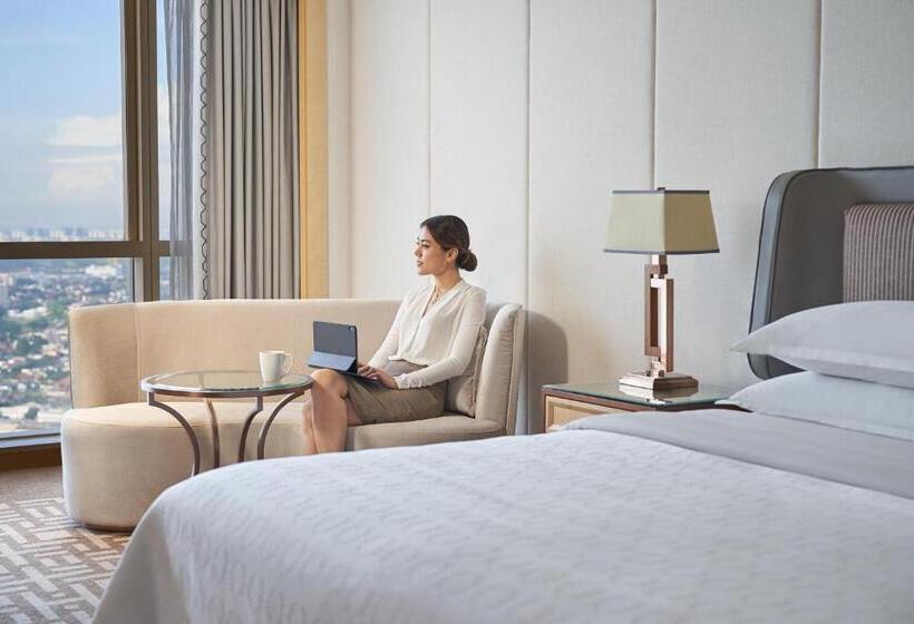 호텔 Sheraton Petaling Jaya