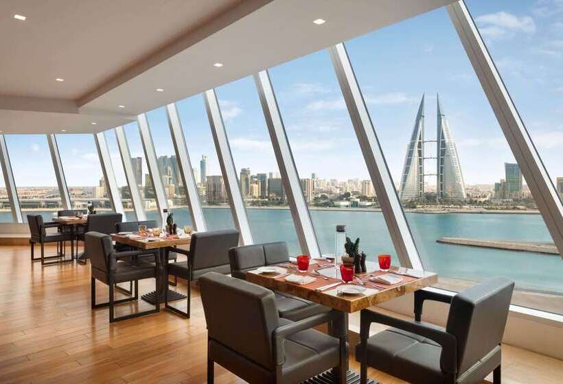 فندق Wyndham Grand Manama