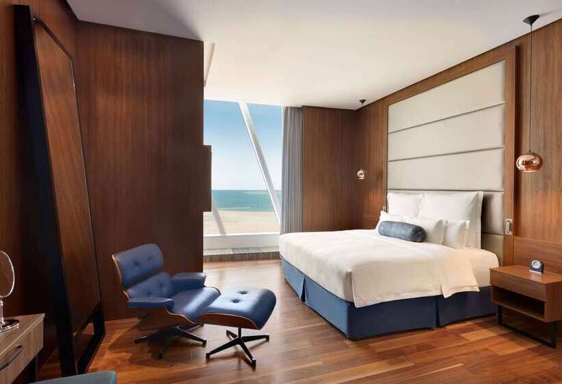 فندق Wyndham Grand Manama